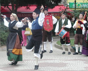 Danzas Asturianas