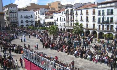 {short description of image}