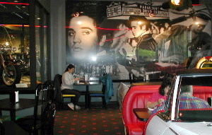 Elvis Resto